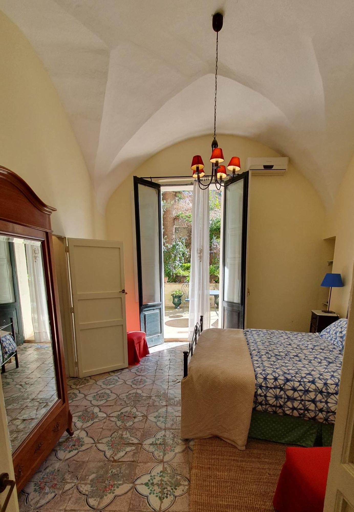 Appartement Palazzo Bernardini à Lecce Extérieur photo